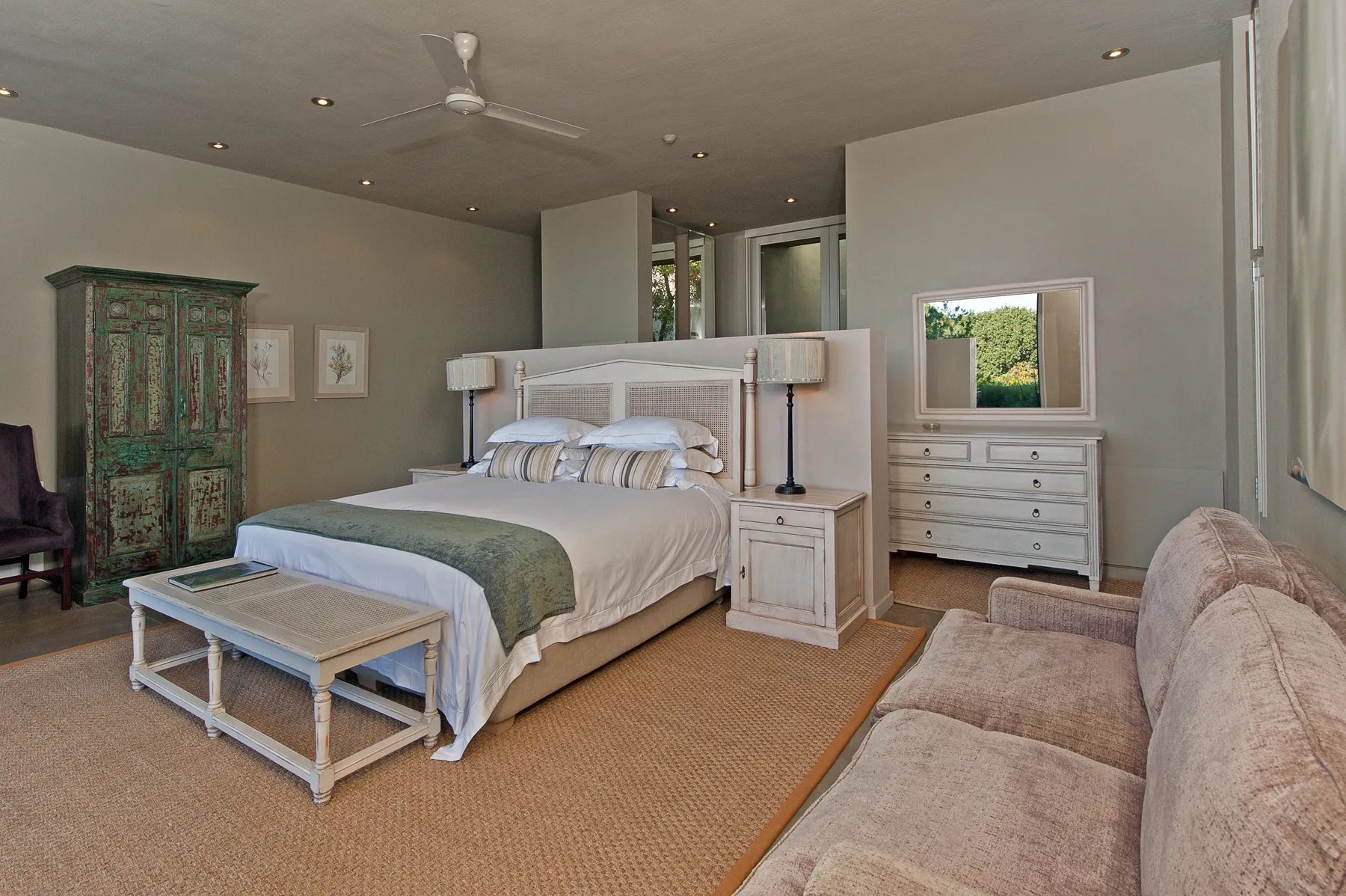 Fynbos executive suite at Mosselberg on Grotto Beach, Hermanus, South Africa.