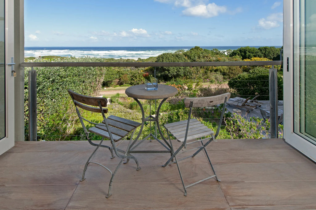 Room gallery image 6.