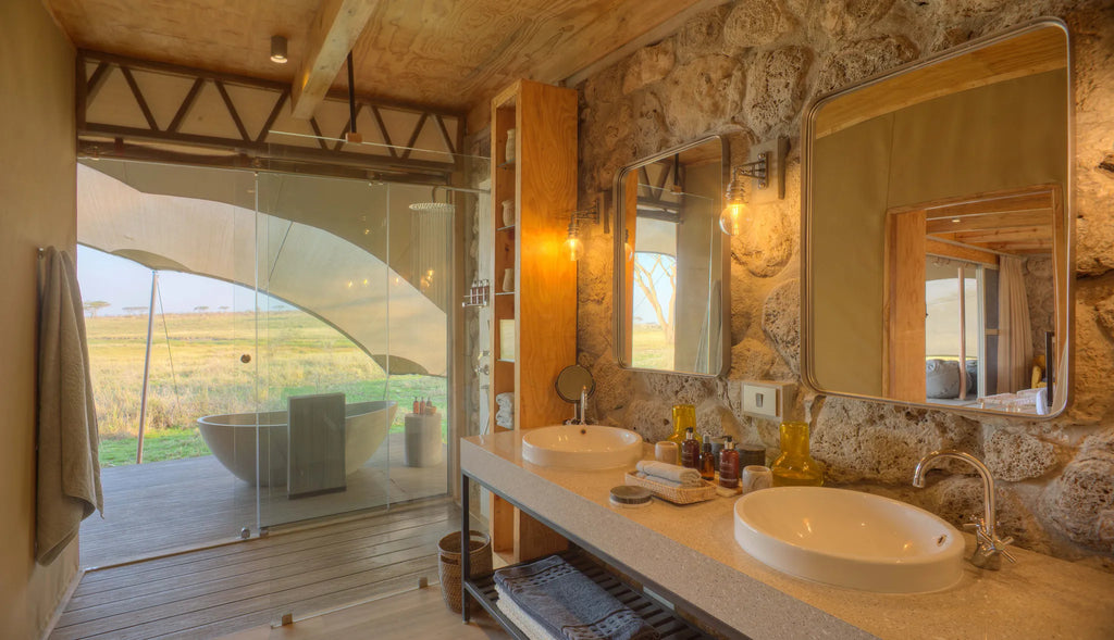 Namiri Plains - Bathroom at Namiri Plains Camp, Eastern Serengeti, Tanzania.