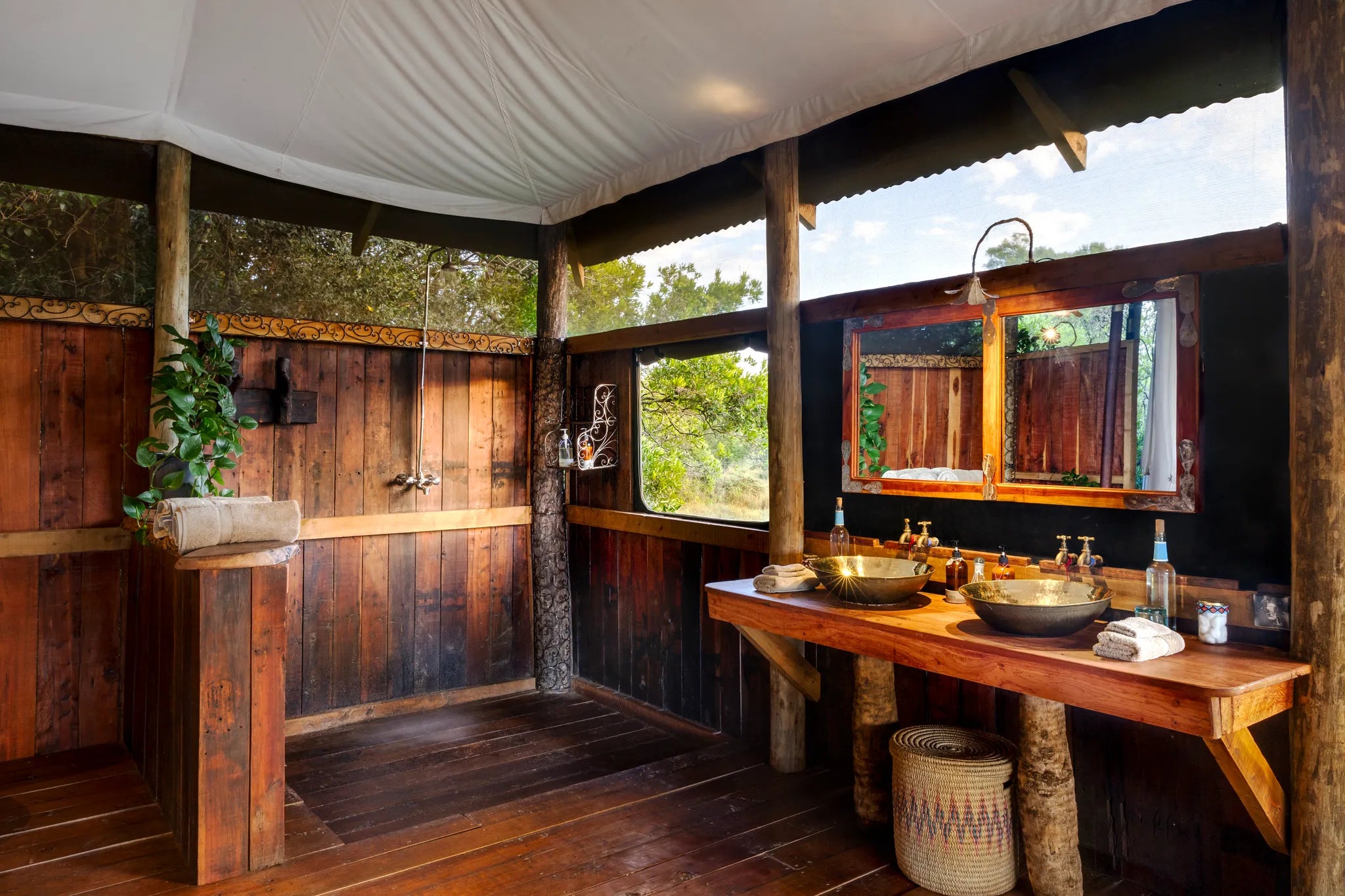 Room gallery image 3.