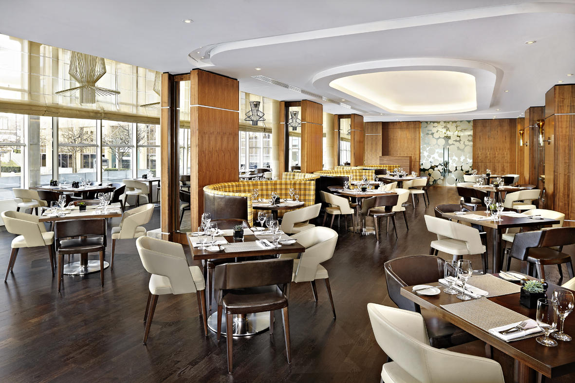 One Square Bar & Restaurant