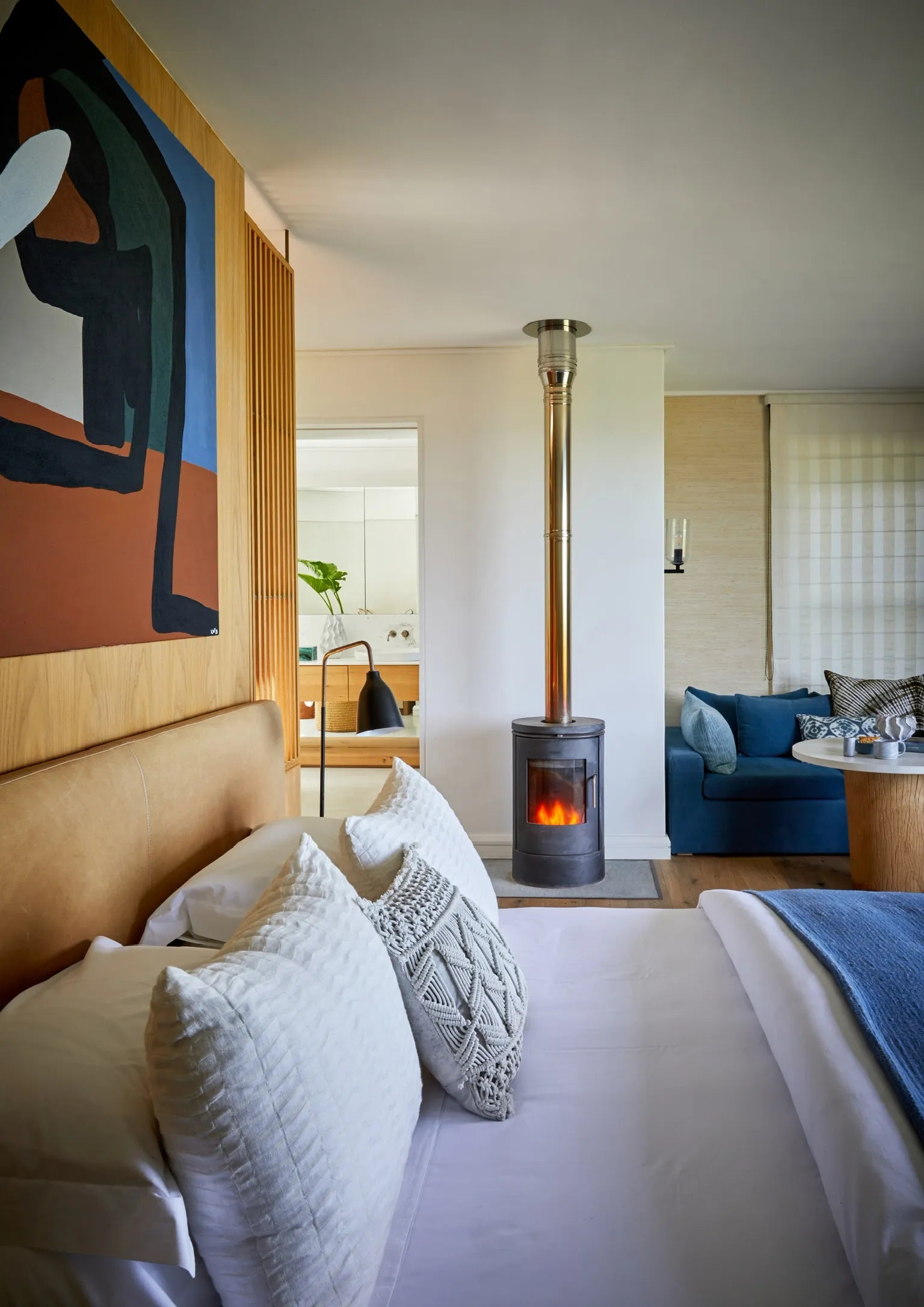 Room gallery image 4.