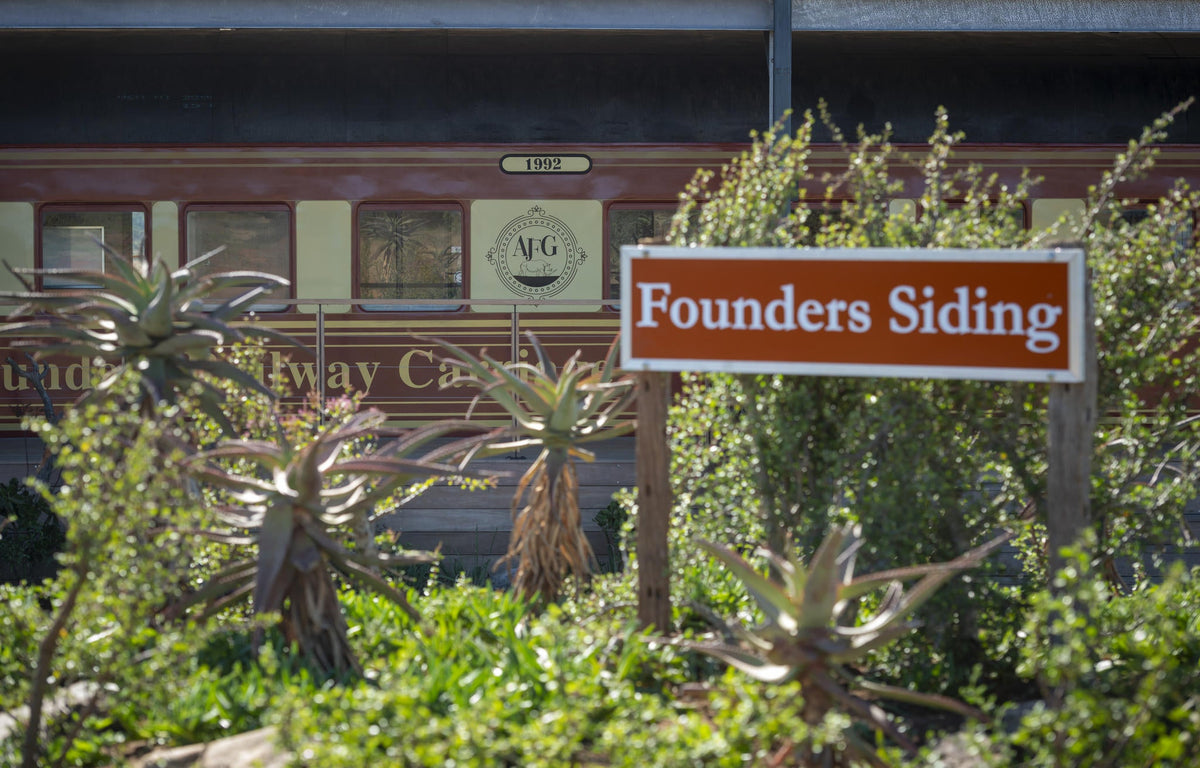 Founders Railway Carriage gallery image 6