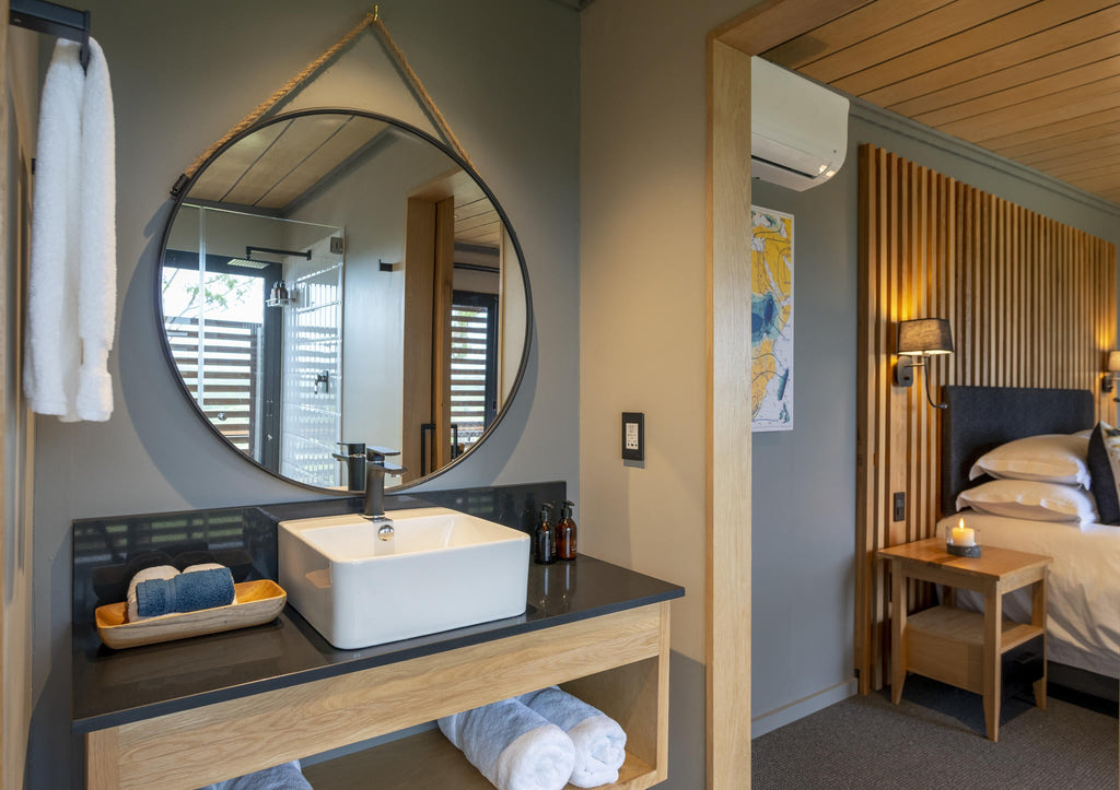 Honeymoon Pod  gallery image 5
