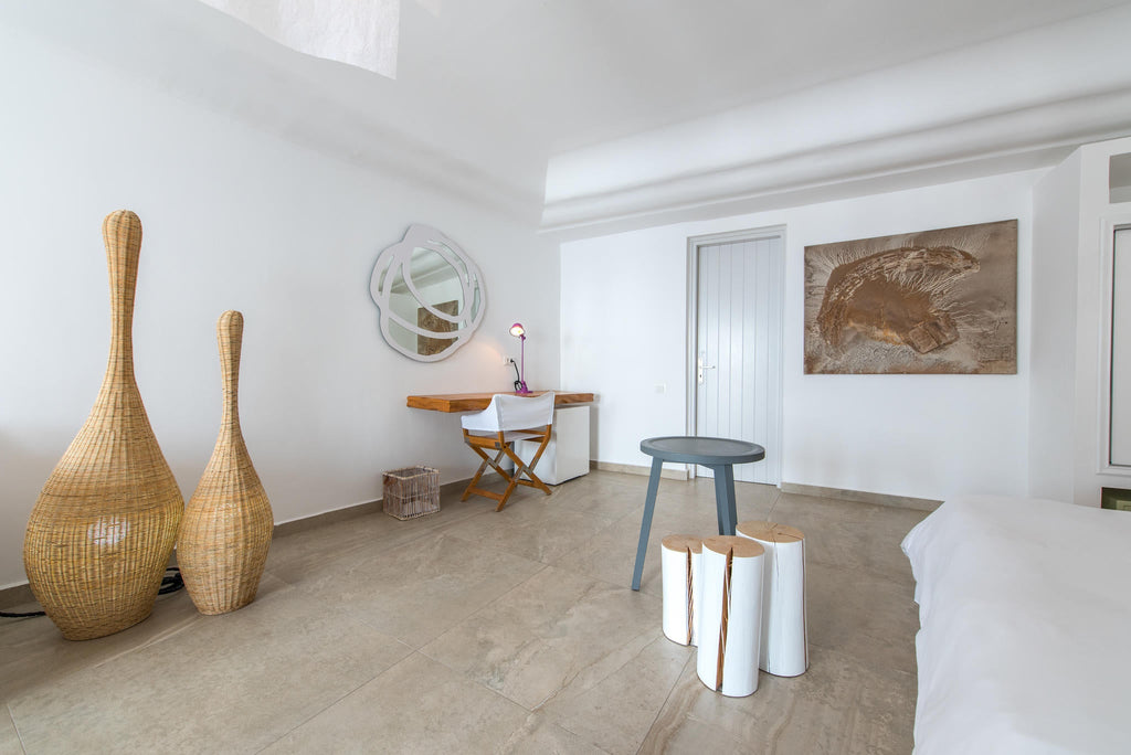 Premium Suite with Private Outdoor Hot Tub gallery image 10