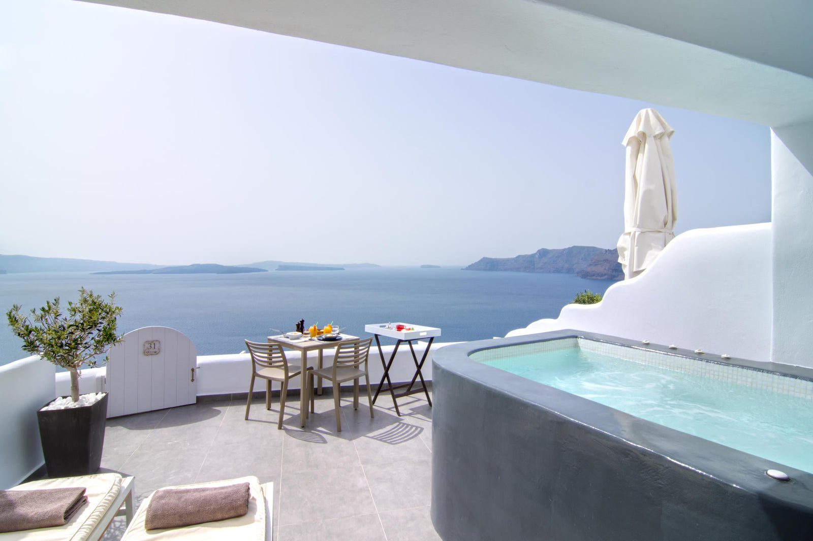 Premium Suite with Private Outdoor Hot Tub