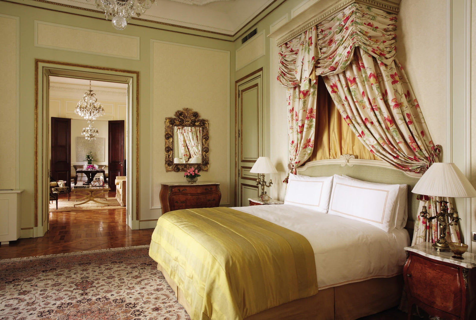 La Mansión Presidential Suite