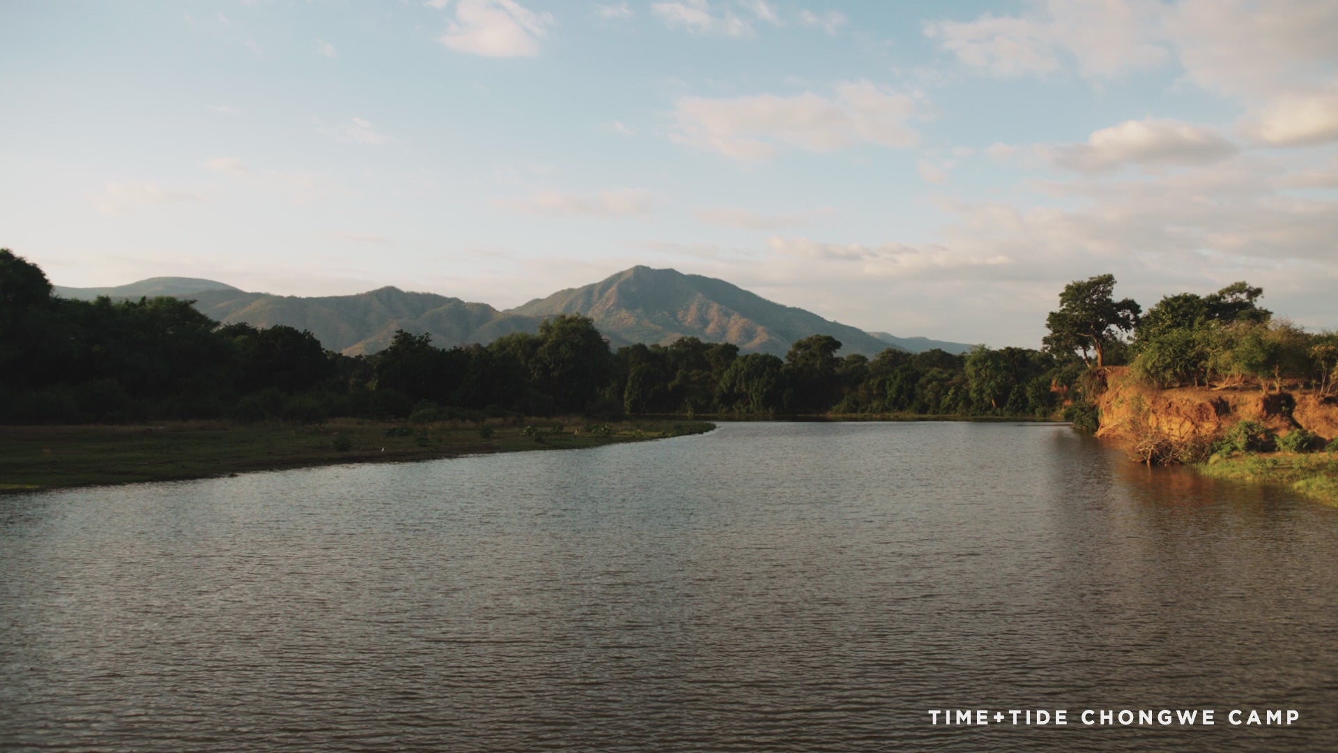 Hero: Time + Tide Chongwe Camp