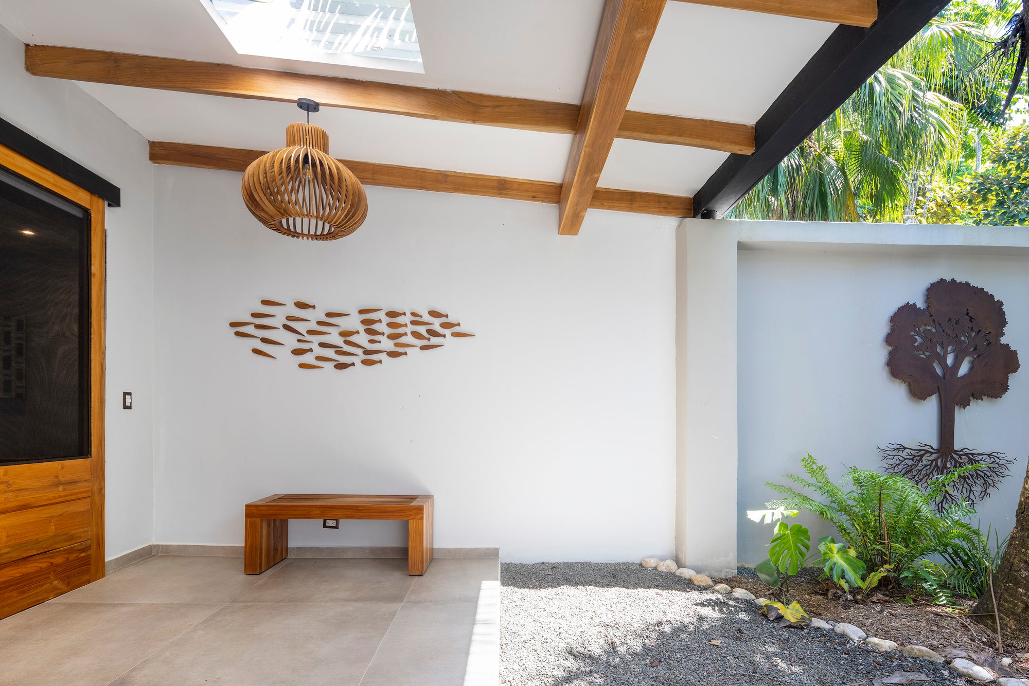 Poniente Room