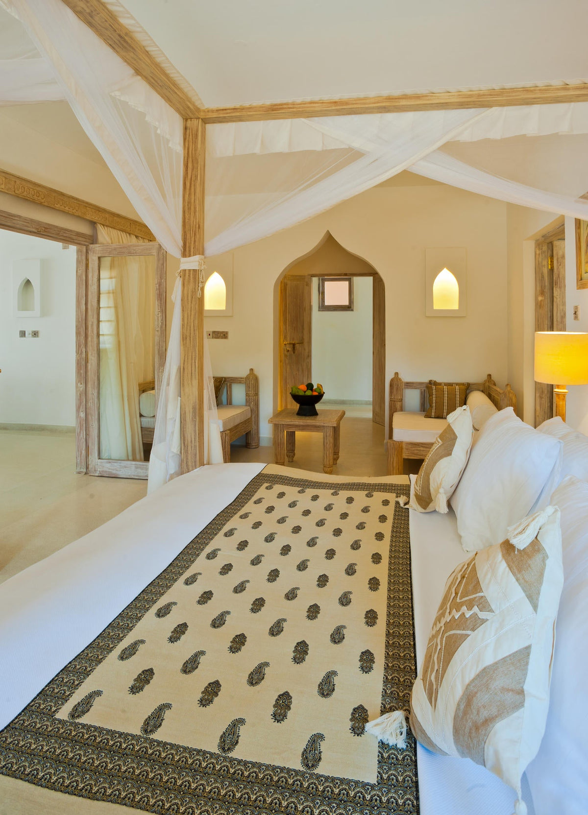 Luxury Four Bedroom Beach Villa  gallery image 4