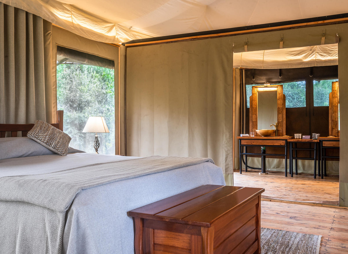 Deluxe Tents gallery image 2