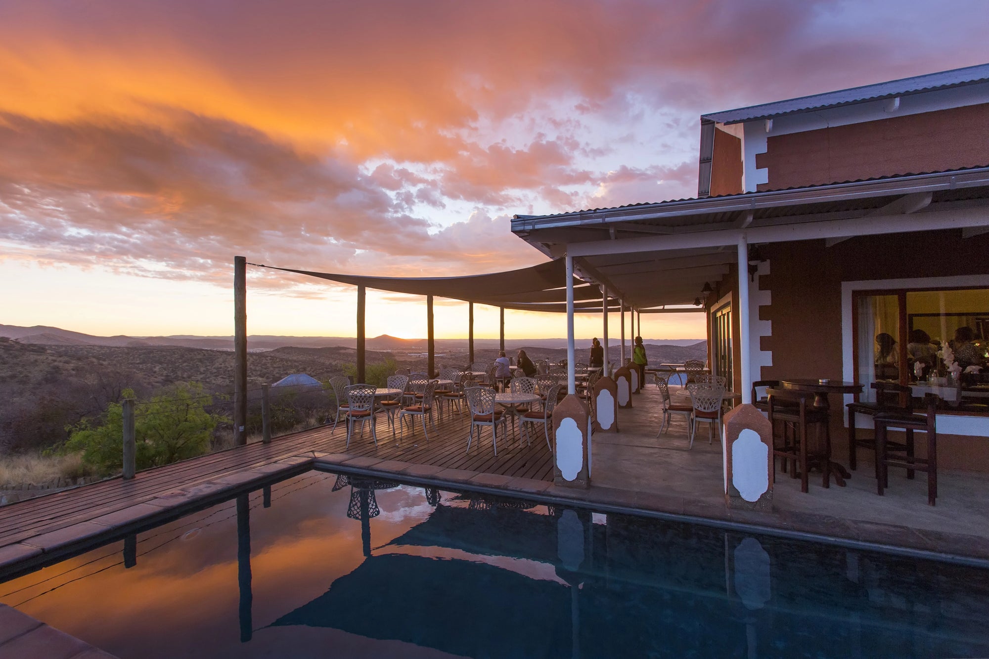 River Crossing Lodge