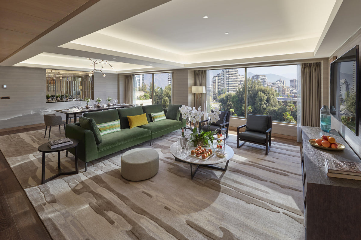 Premier Suite gallery image 4