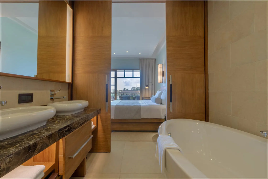 Room gallery image 3.