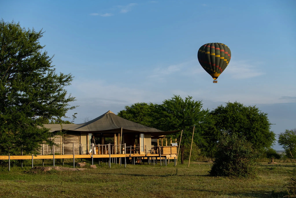 Sayari - Hot air ballooning at Sayari, Northern Serengeti, Tanzania.