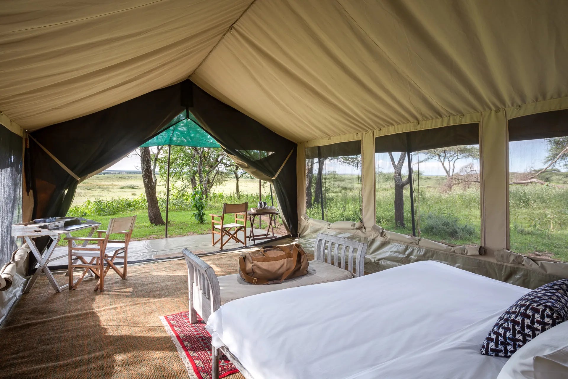 Room gallery image 1.