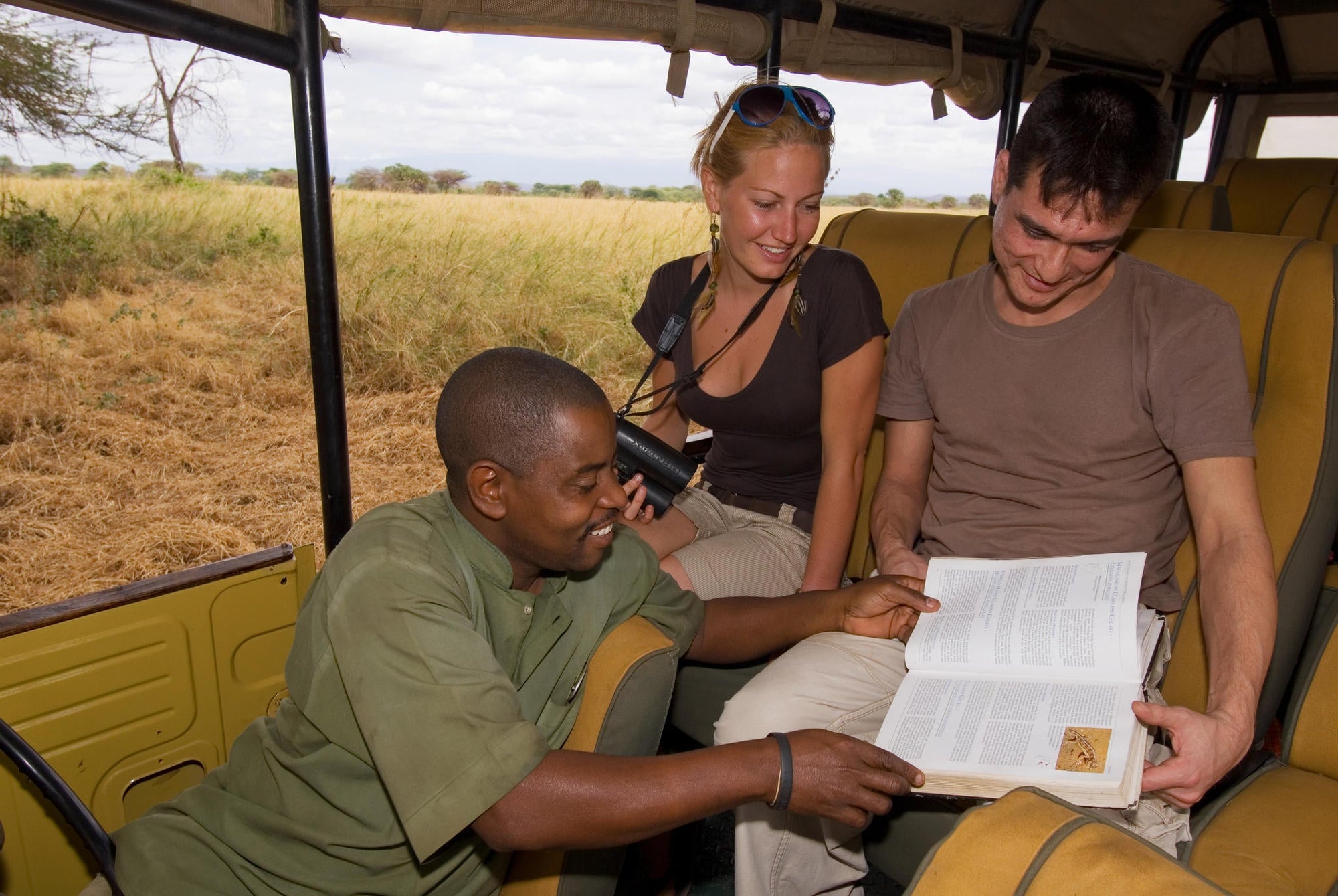 Exclusive bush walk with an experienced, armed KWS ranger gallery image 2