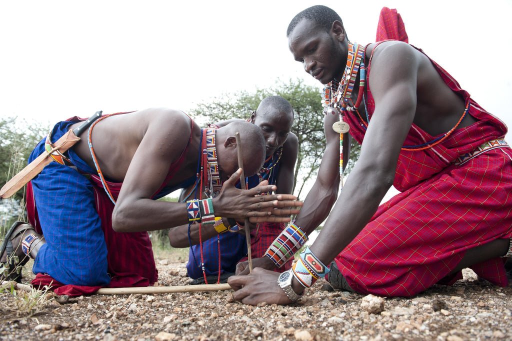 Morning Animal tracking on foot, around the camp with Massai gallery image 6