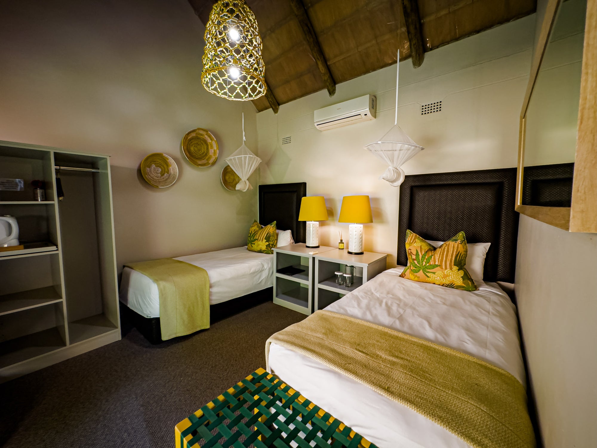 Standard Chalets
