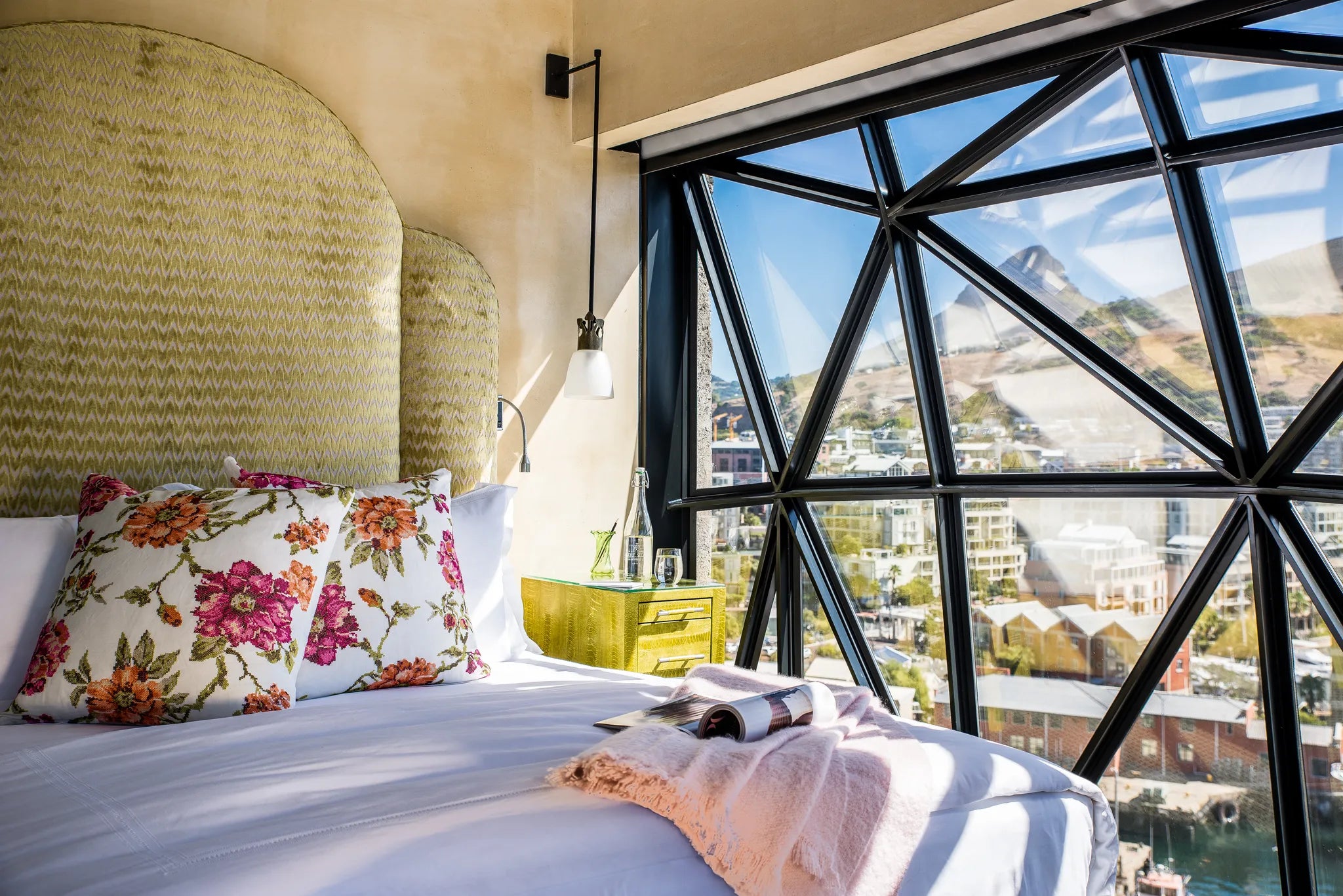 Room gallery image 1.