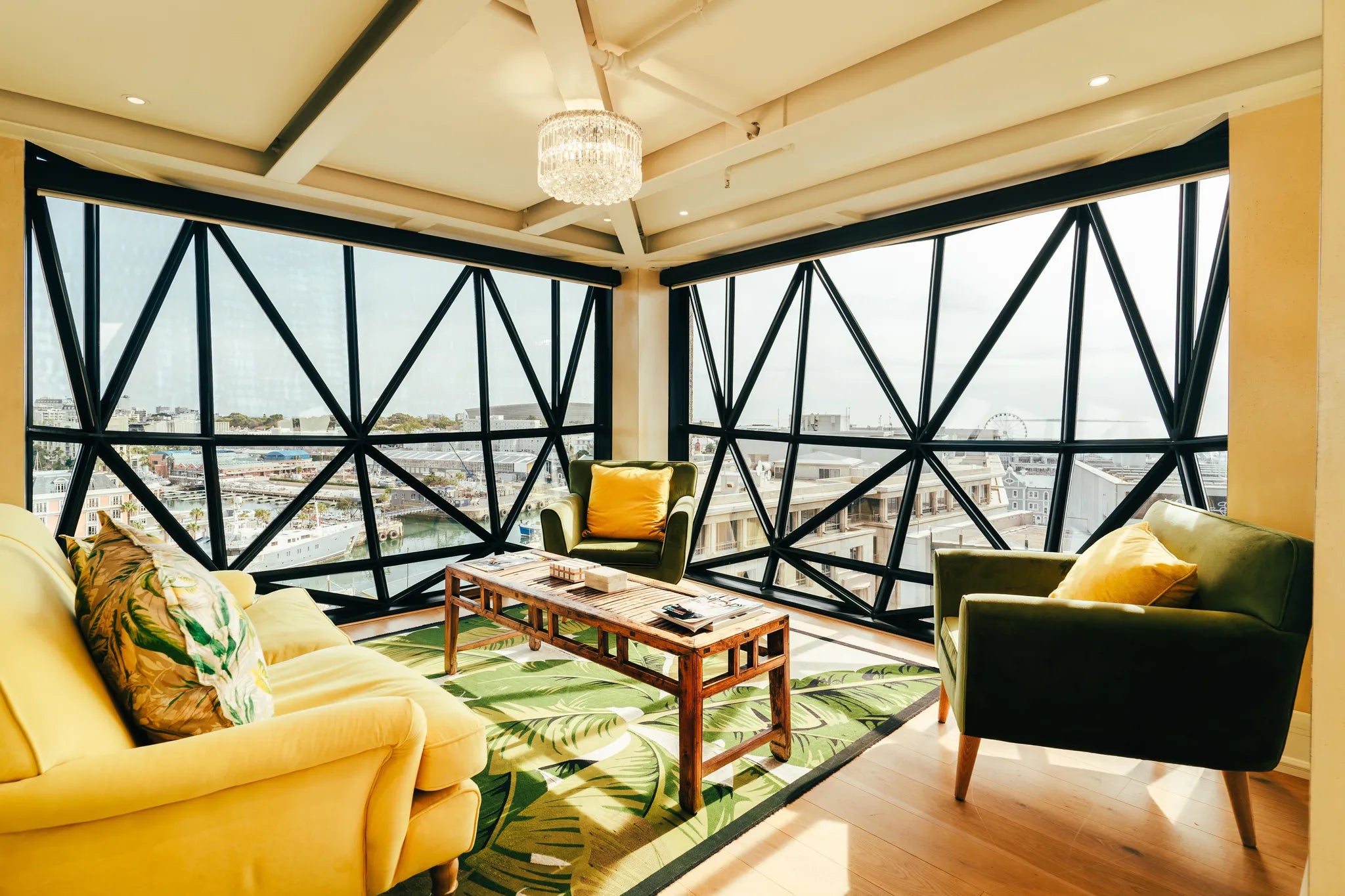 Room gallery image 1.