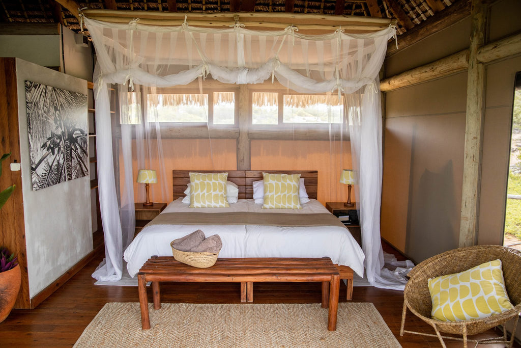 Deluxe King / Twin Room with deck sea views 