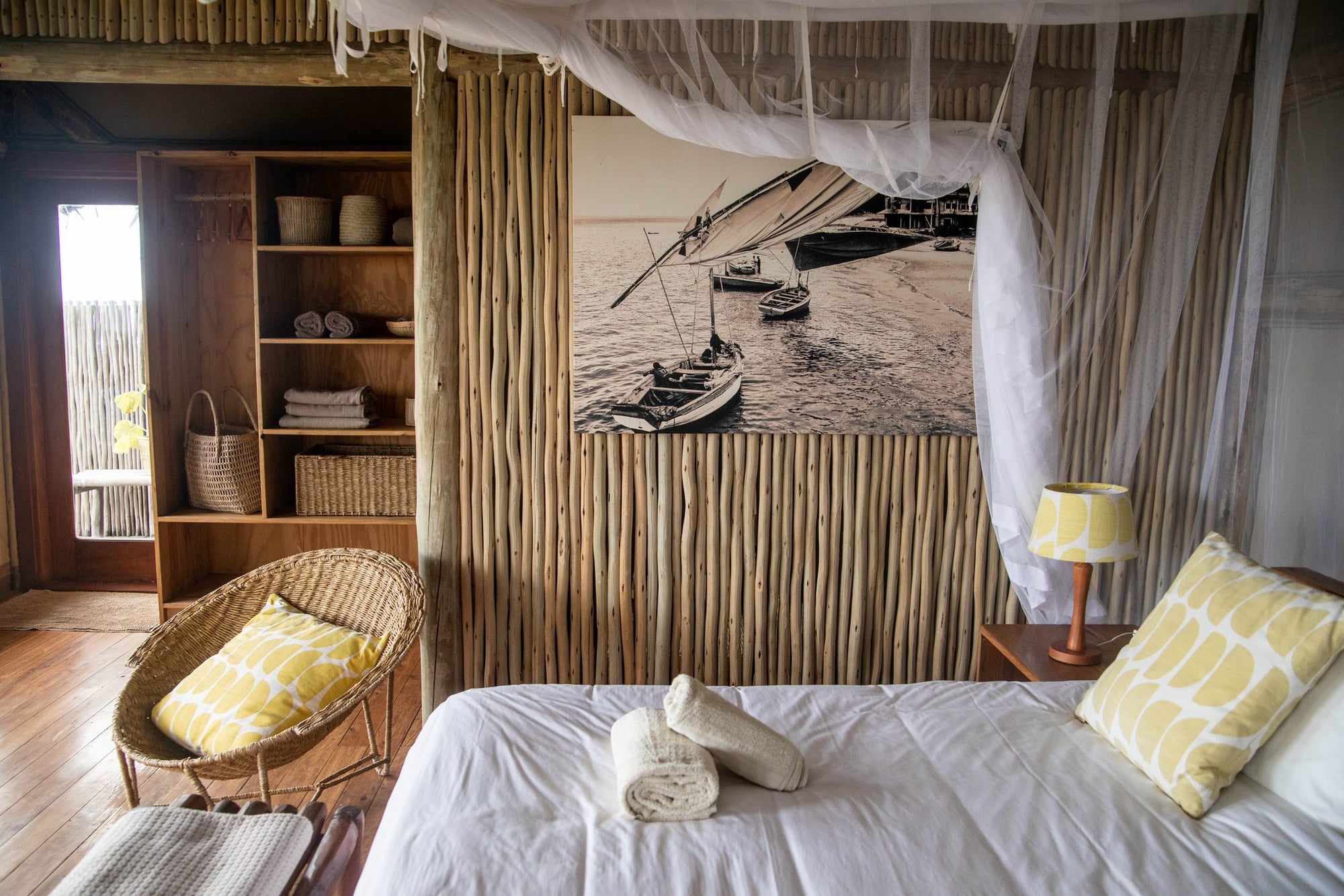 Deluxe King / Twin Room with deck sea views 