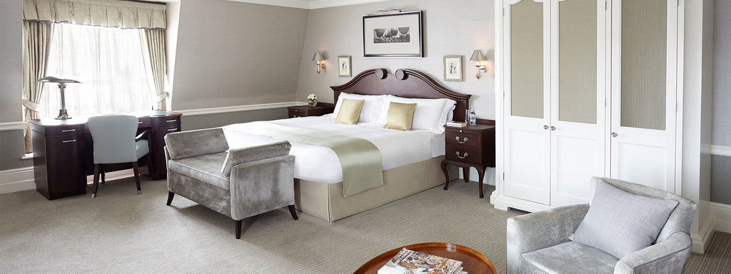 Deluxe Junior Suite — The Connaught