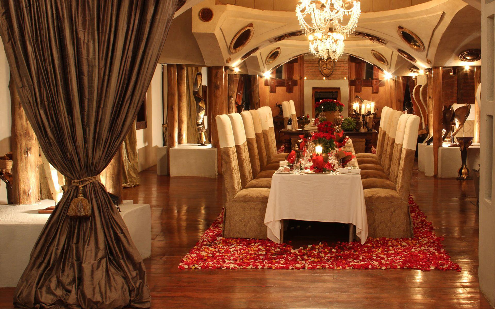 Rose Petal Dinner (Additional Cost)