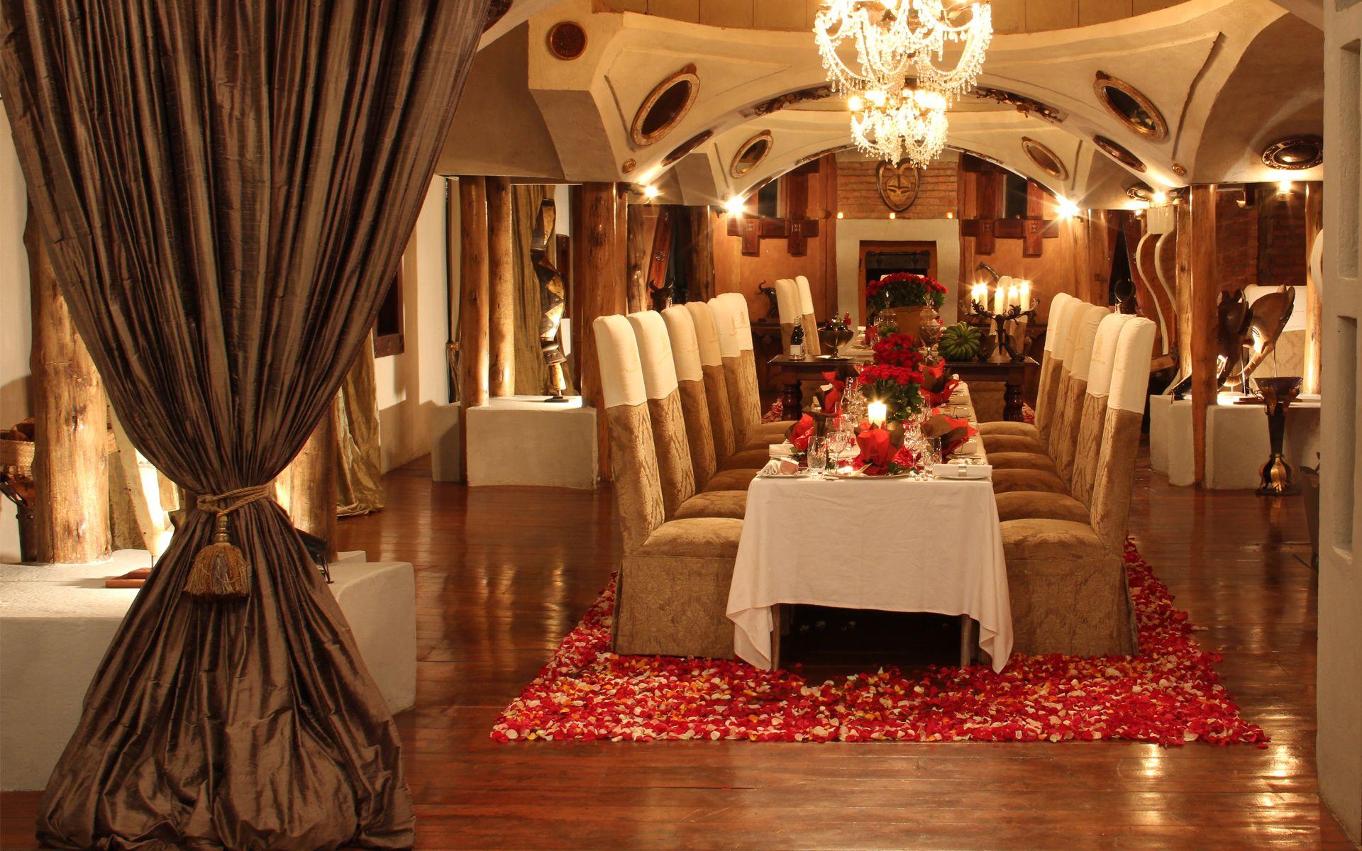 Rose Petal Dinner (Additional Cost) gallery image 1