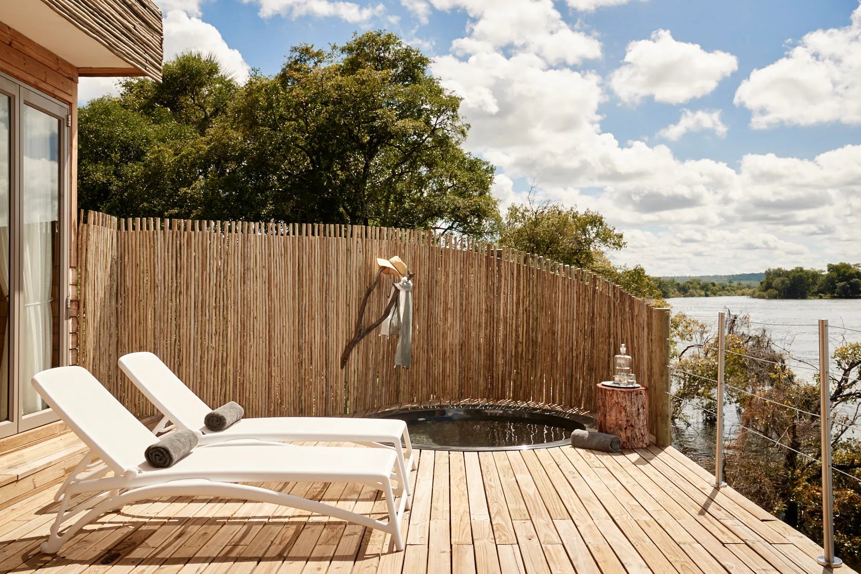 Room gallery image 3.