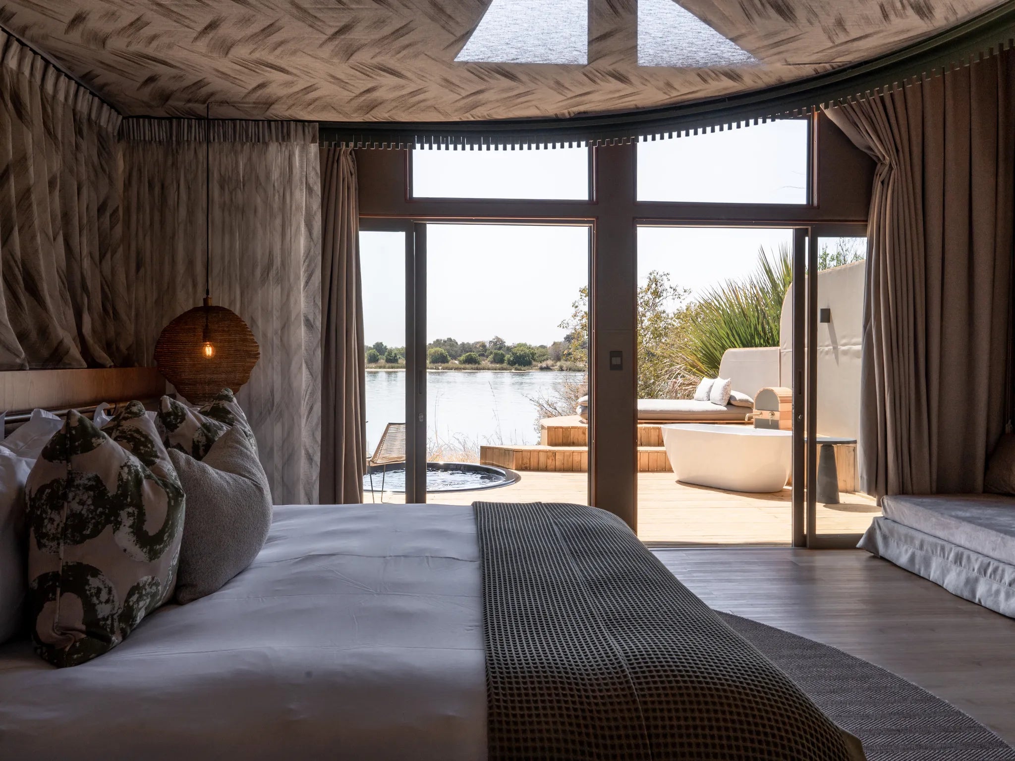 Room gallery image 12.