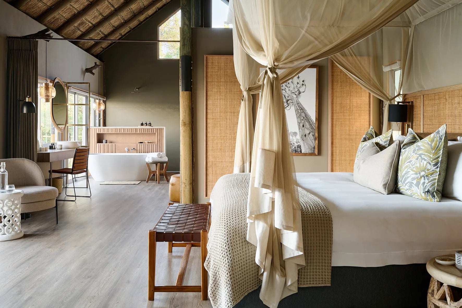 Room gallery image 18.