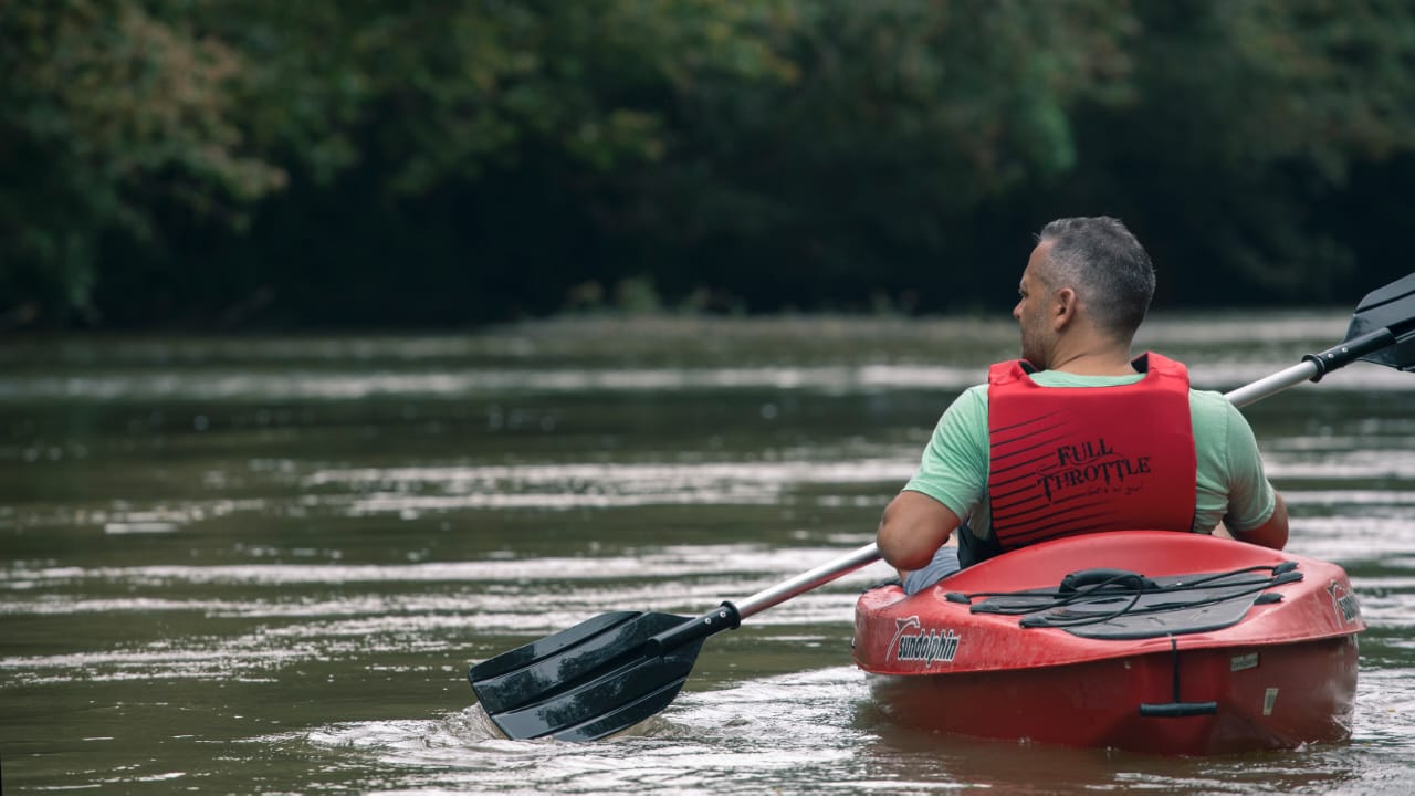 KAYAK TOUR