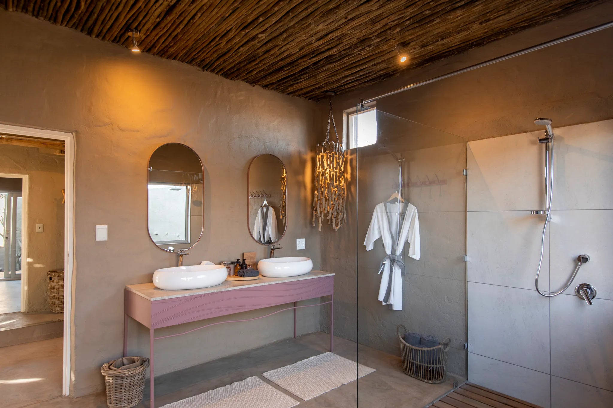 Room gallery image 5.