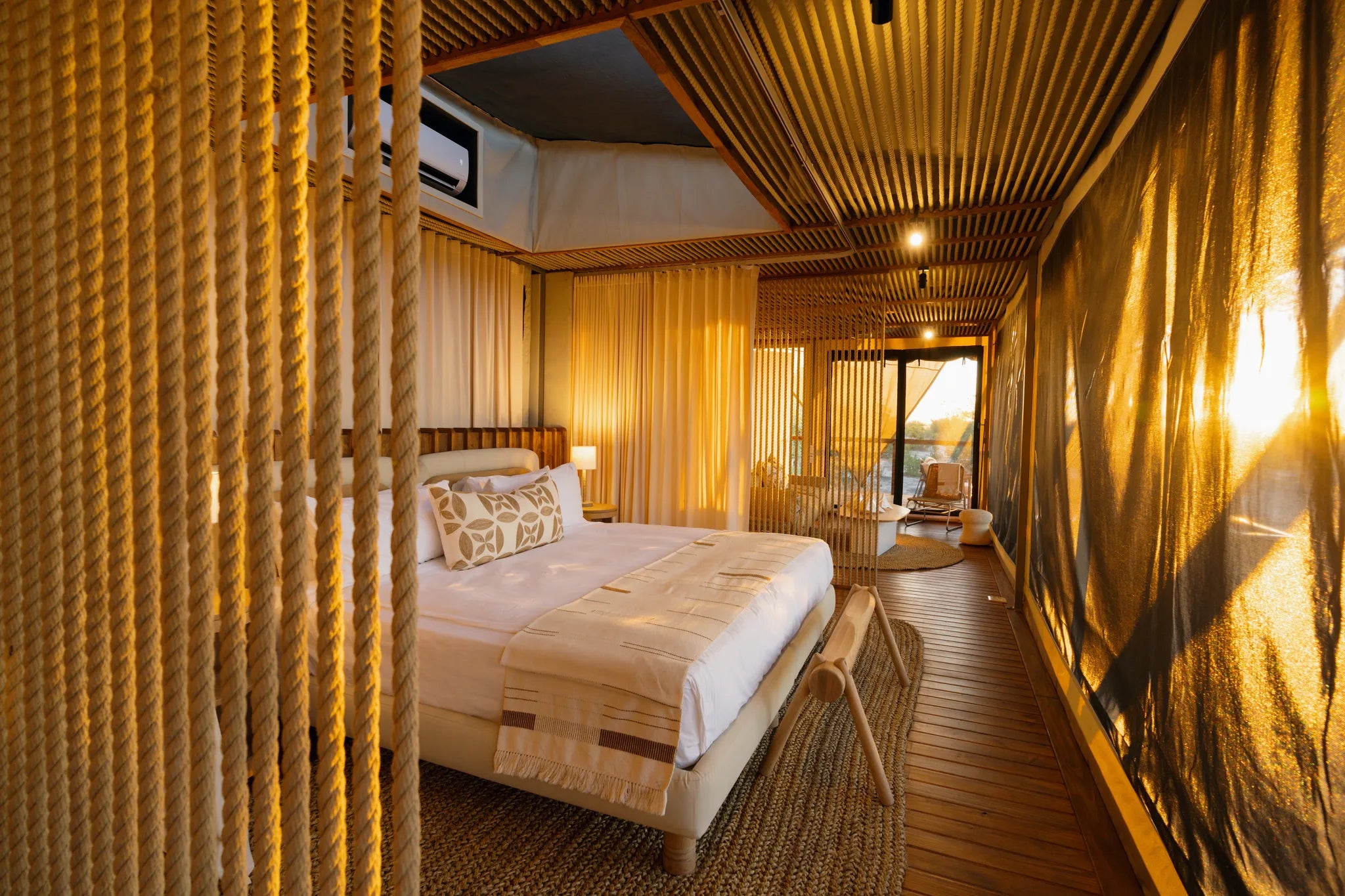 Room gallery image 2.