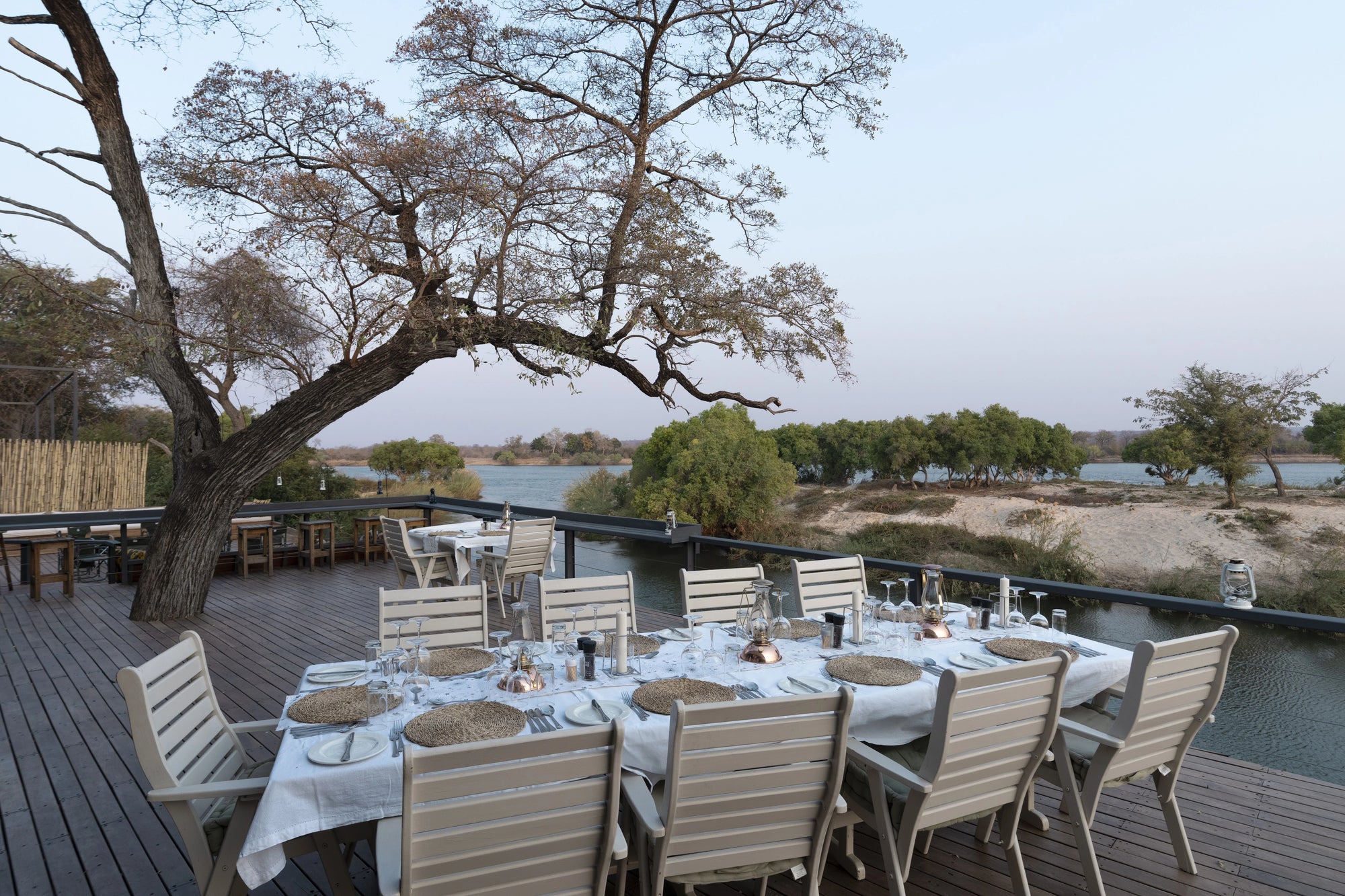 Zambezi Dusk : Luxury Zambezi Tented Chalets
